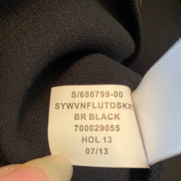 Banana Republic Black Circle Skater Skirt - Picture 4 of 4